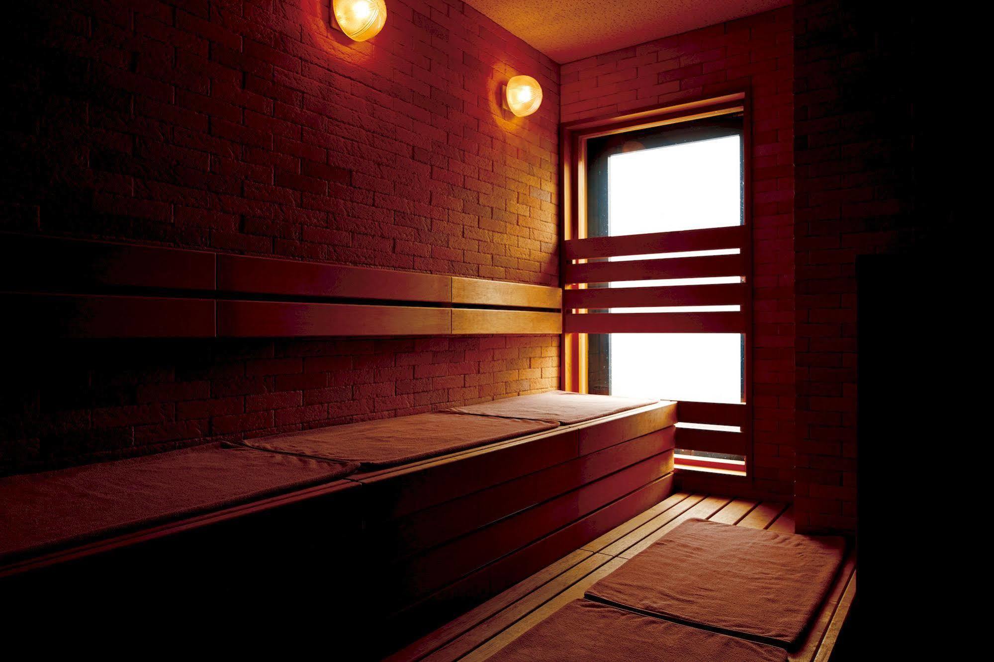 Natural Hot Spring Midosuji Hotel Osaka Esterno foto